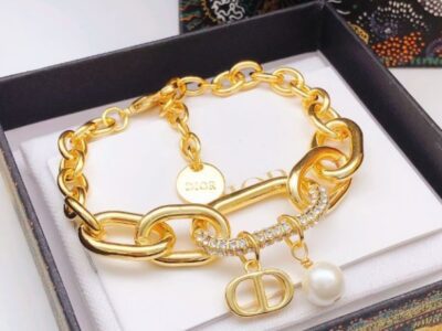 Bracelet de perles Dior