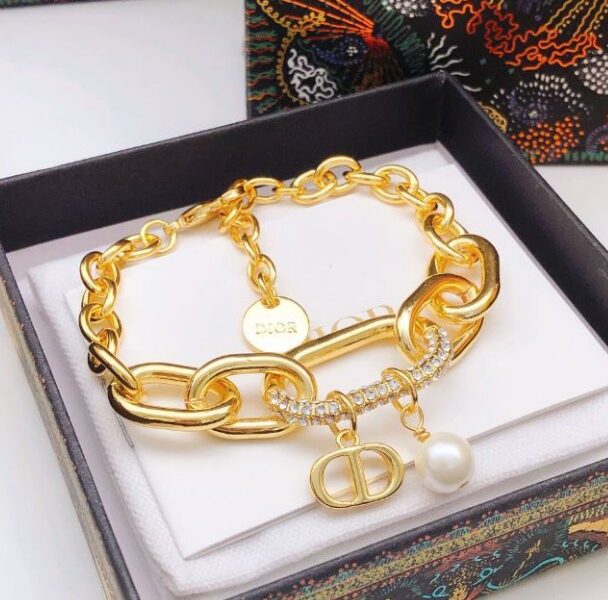 Bracelet de perles Dior