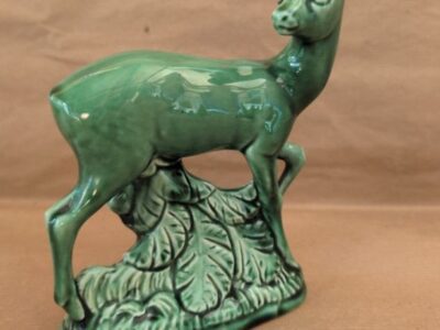 Petite biche en céramique de Sarreguemines
