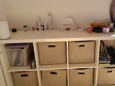 Meuble etagere avec casiers / paniers