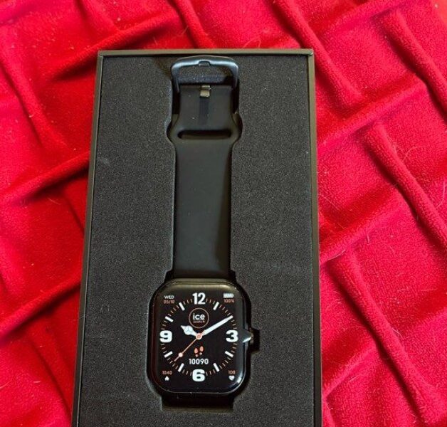 Montre connectée neuve jamais servie