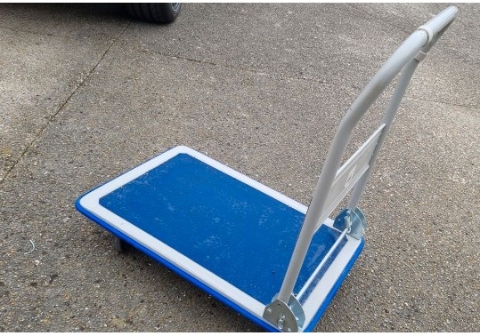 Chariot à roulettes