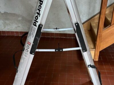 Escabeau pliant SuperFo