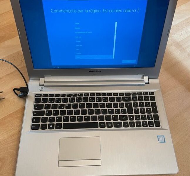 Lenovo IdeaPad 500-15ISK Blanc - 15.6'' Full HD