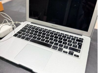 MacBook Air 13