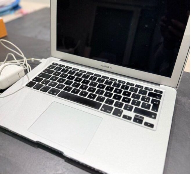 MacBook Air 13