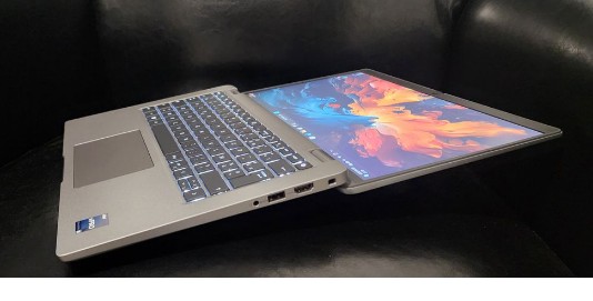 PC PORTABLE DELL LATiTUDE