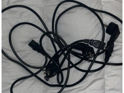 Divers câbles d’alimentation
