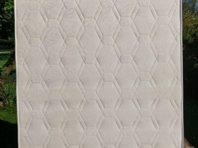 Sommier tapissier 140x190 cm - Très bon état