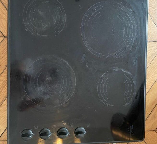 Vend plaque 4 feux Whirpool intégrable