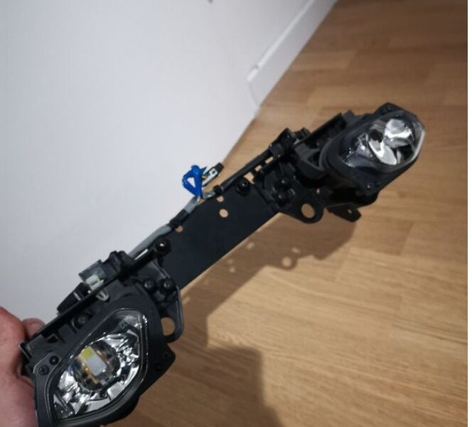 Phare Avant YAMAHA Tracer 9 2022