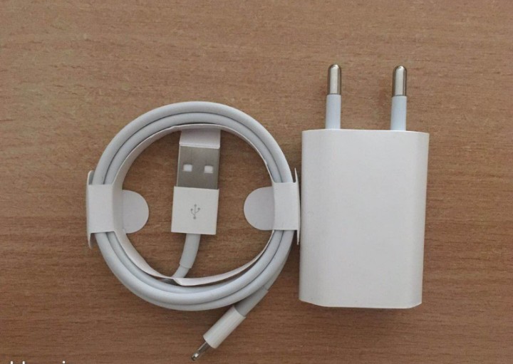 Chargeur+câble IPhone