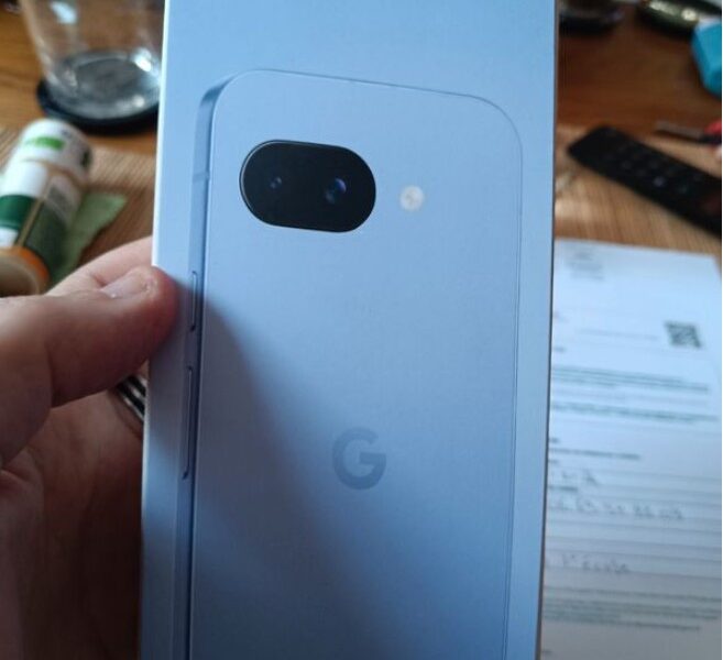 Google pixel 9a 256 go neuf