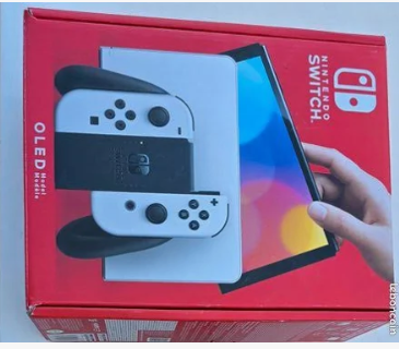 Nintendo Switch + 2 jeux Mario