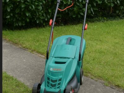 Tondeuse électrique Bosch ARM 34 – fonctionne bien