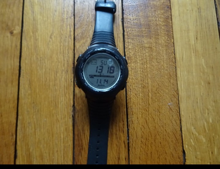 Montre électronique