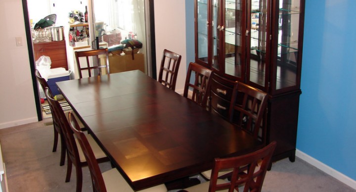 Table salon avec 8 chaises