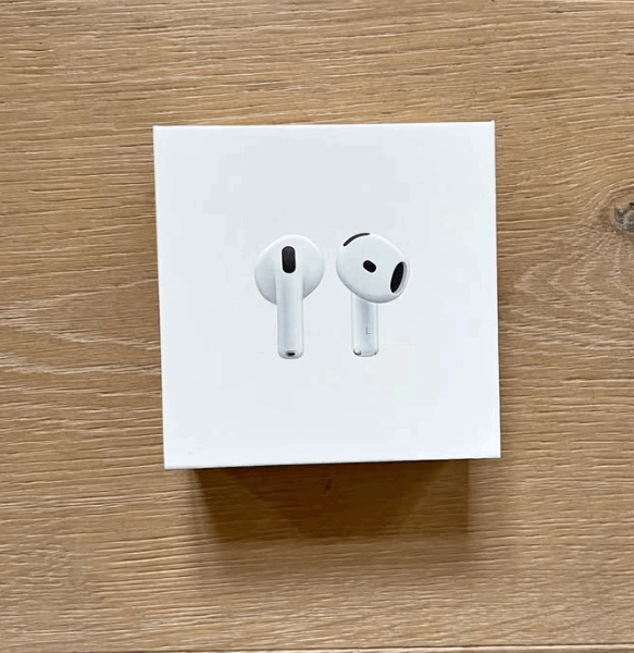 Apple airPods 4