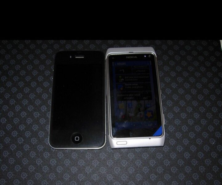 iphone 4 + Nokia N8
