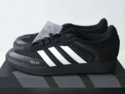 baskets Adidas neuve