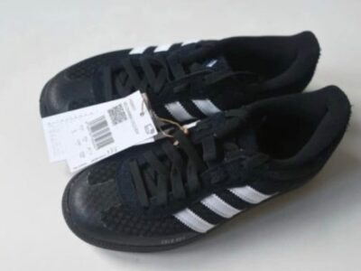 baskets Adidas neuve