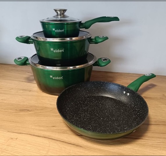 Lot de casseroles + poêle