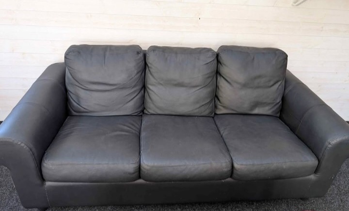 canapé imitation cuir
