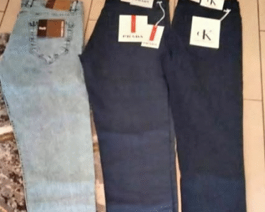 3 jeans neufs