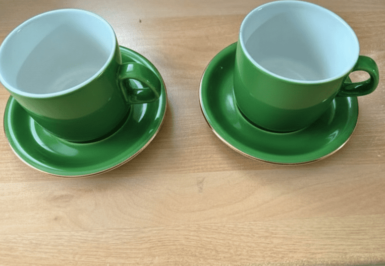 Paire de Tasses en Céramique Vertes