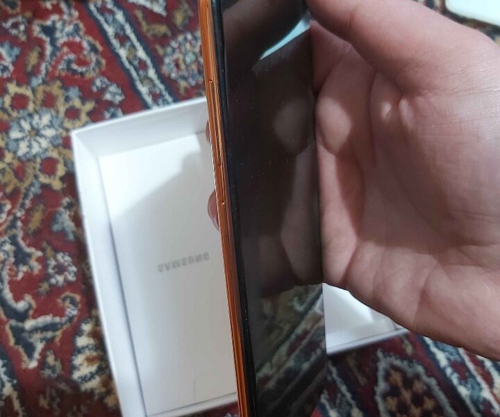 Samsung A70